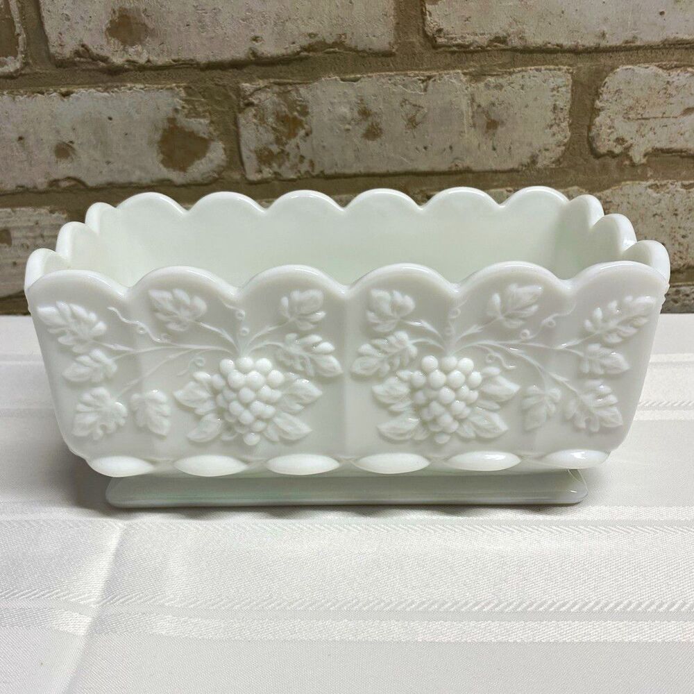 Vintage Westmoreland Milk Glass Paneled Grape Window Planter Scalloped Rim 8.5"